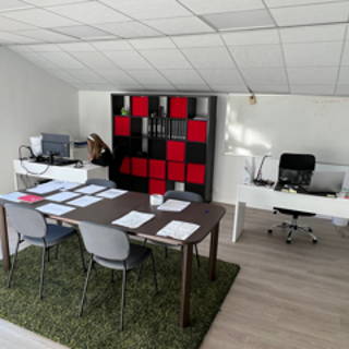 Bureau privé 45 m² 8 postes Coworking Avenue de Saint-Antoine Marseille 13015 - photo 3